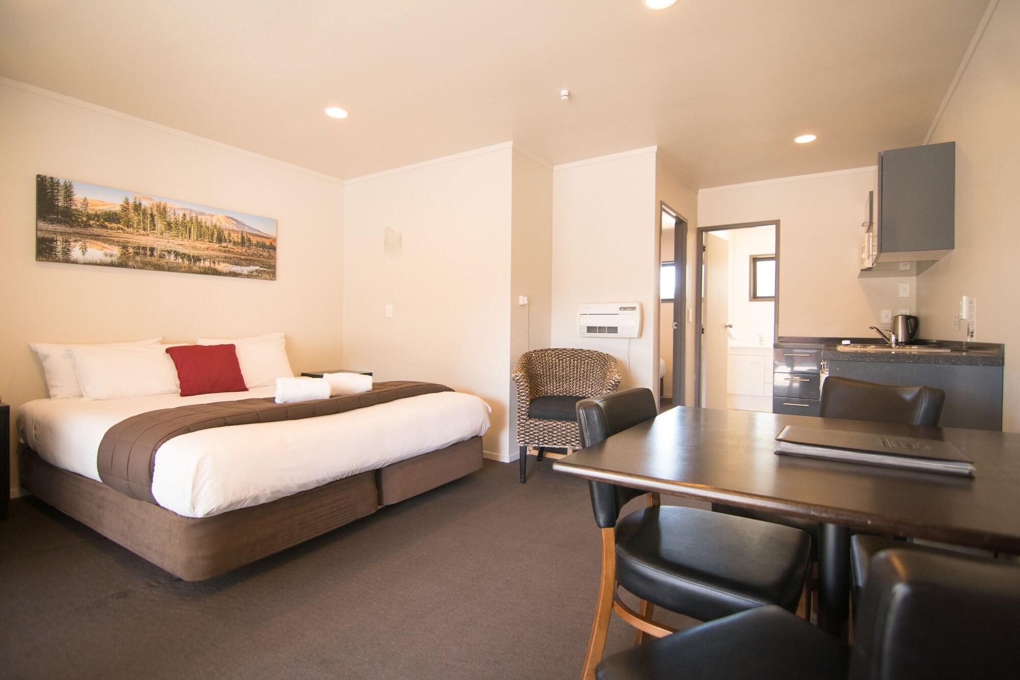 Parklands Motorlodge & Holiday Park Turangi Esterno foto