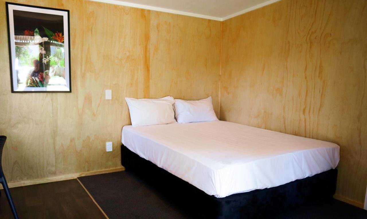 Parklands Motorlodge & Holiday Park Turangi Esterno foto