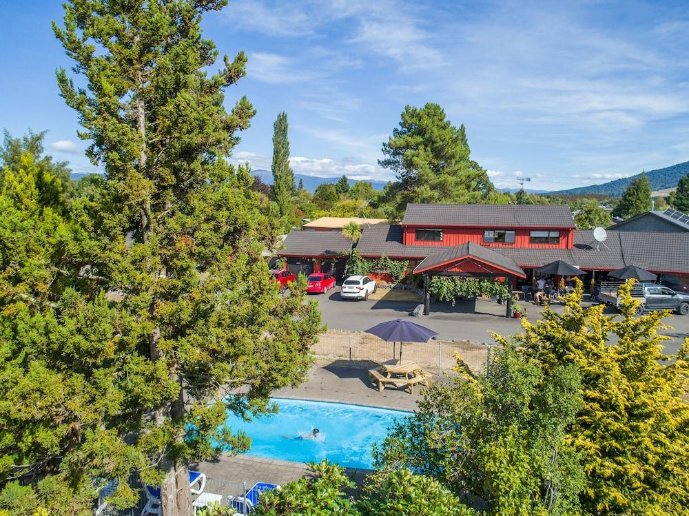 Parklands Motorlodge & Holiday Park Turangi Esterno foto