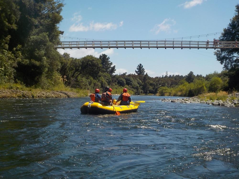Parklands Motorlodge & Holiday Park Turangi Esterno foto