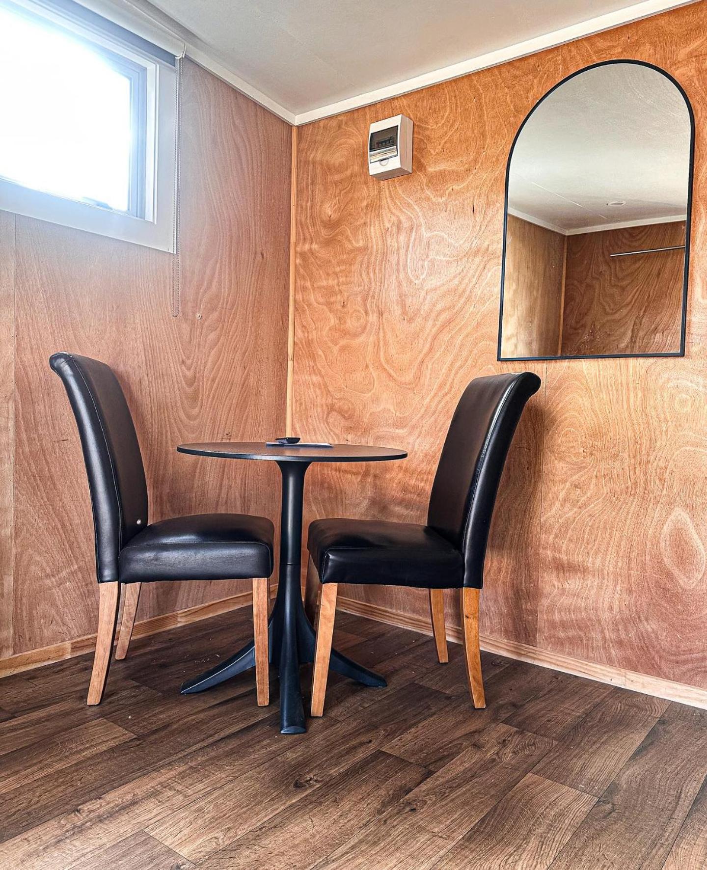Parklands Motorlodge & Holiday Park Turangi Esterno foto