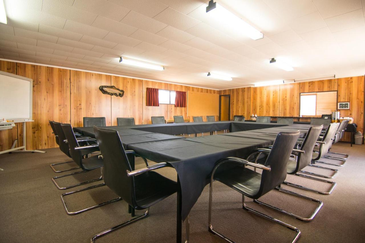 Parklands Motorlodge & Holiday Park Turangi Esterno foto